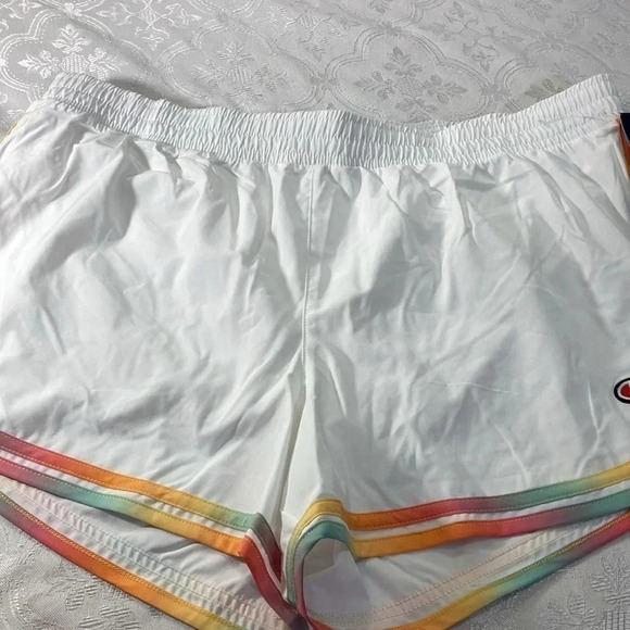 Champion women’s shorts L - Picture 11 of 16